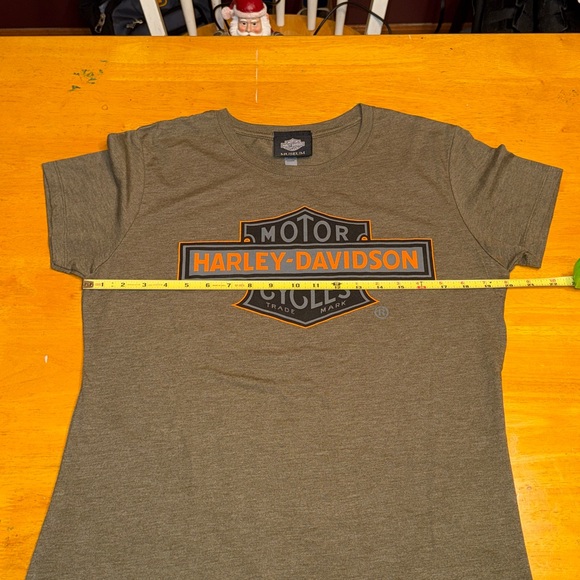 Harley Davidson Museum women’s t-shirt. Size XX-Large. Like new - Picture 5 of 6
